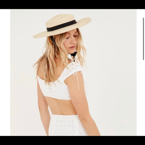 MOVING SALE: For Love & Lemons
MONTAUK CROP TOP S - Picture 2 of 5